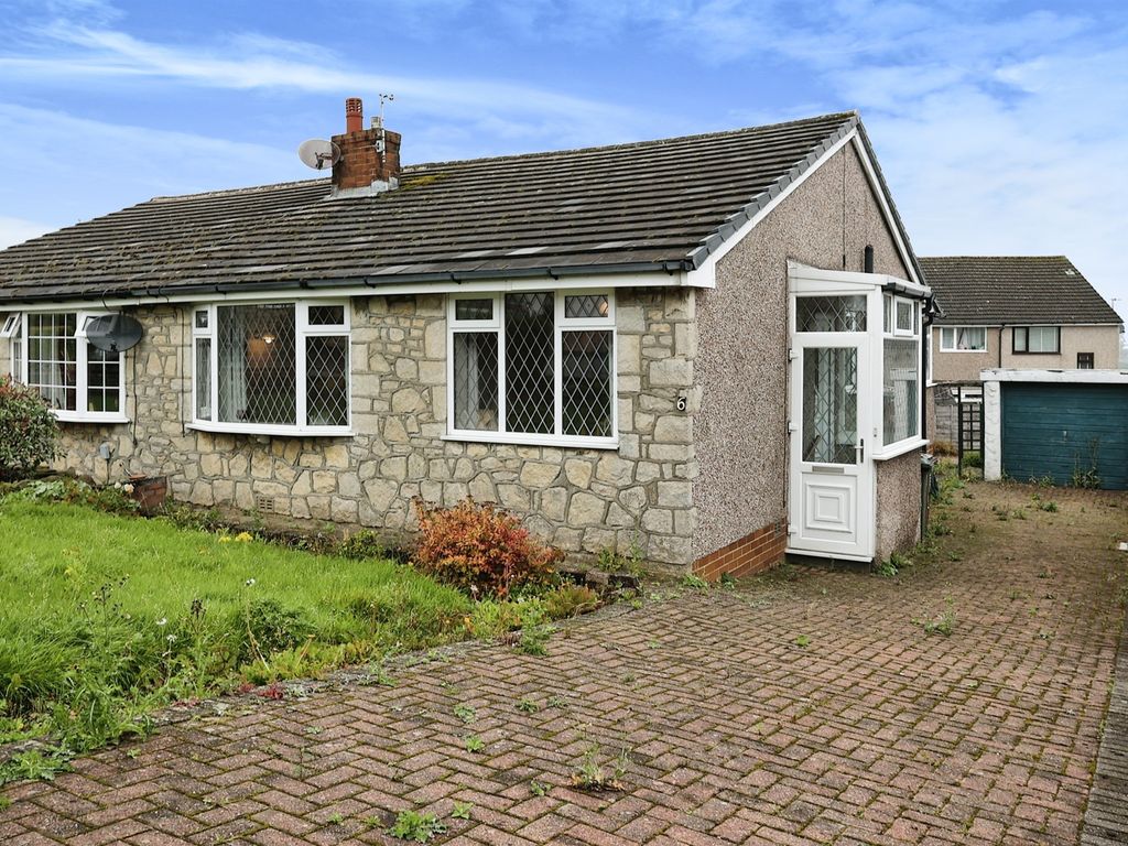 2 bed semi-detached bungalow for sale in Lynwood Court, Keighley BD22, £160,000