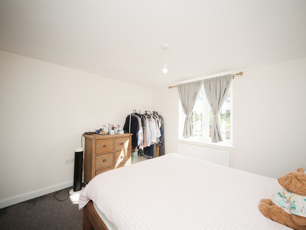 1 bed flat for sale in Hardys Road, Bathpool, Taunton TA2, £145,000