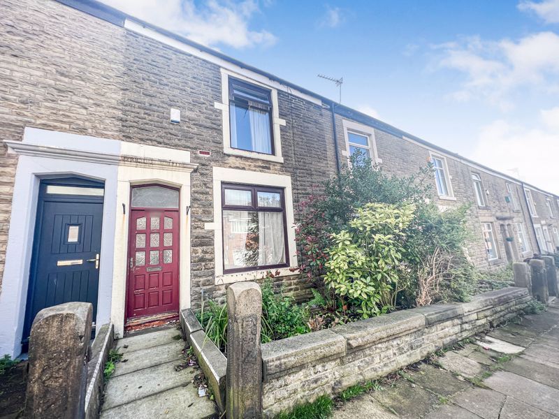 2 bed cottage for sale in Crown Lane, Horwich, Bolton BL6, £149,500