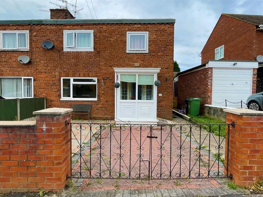 1 bed maisonette for sale in Avon Road, Worcester WR4, £90,000