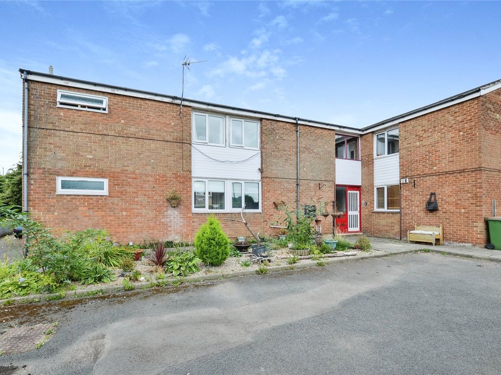 1 bed flat for sale in Conifer Close, Ormesby, Middlesbrough, North Yorkshire TS7, £45,000