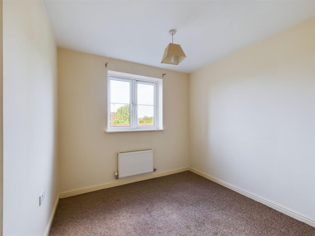 2 bed flat for sale in Skylark Road, North Cornelly, Bridgend CF33, £100,000