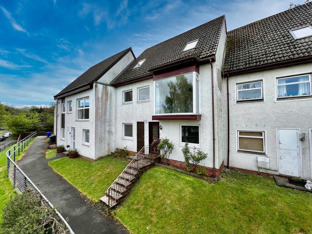 6 bed town house for sale in Castlehill Crescent, Kilmacolm PA13, £147,000