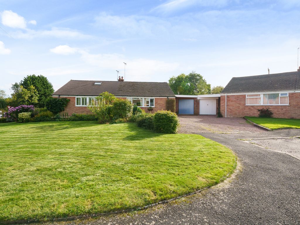 2 bed semi-detached bungalow for sale in Meadow Close, Kington, Worcester WR7, £285,000