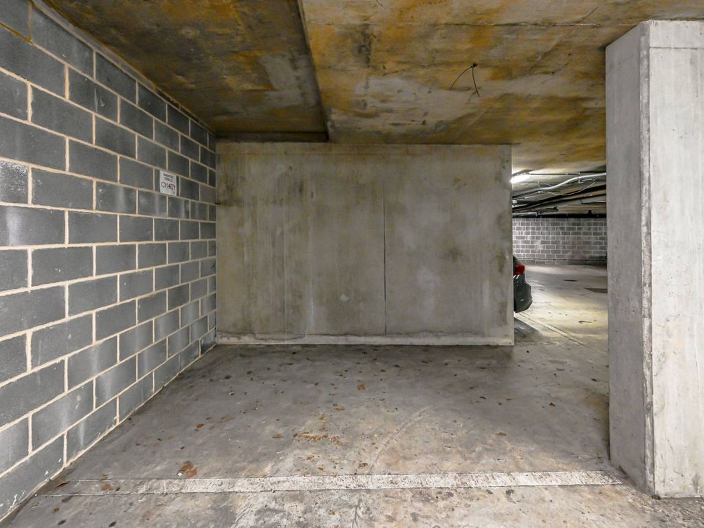 Parking/garage for sale in Plough Road, Battersea SW11, £35,000