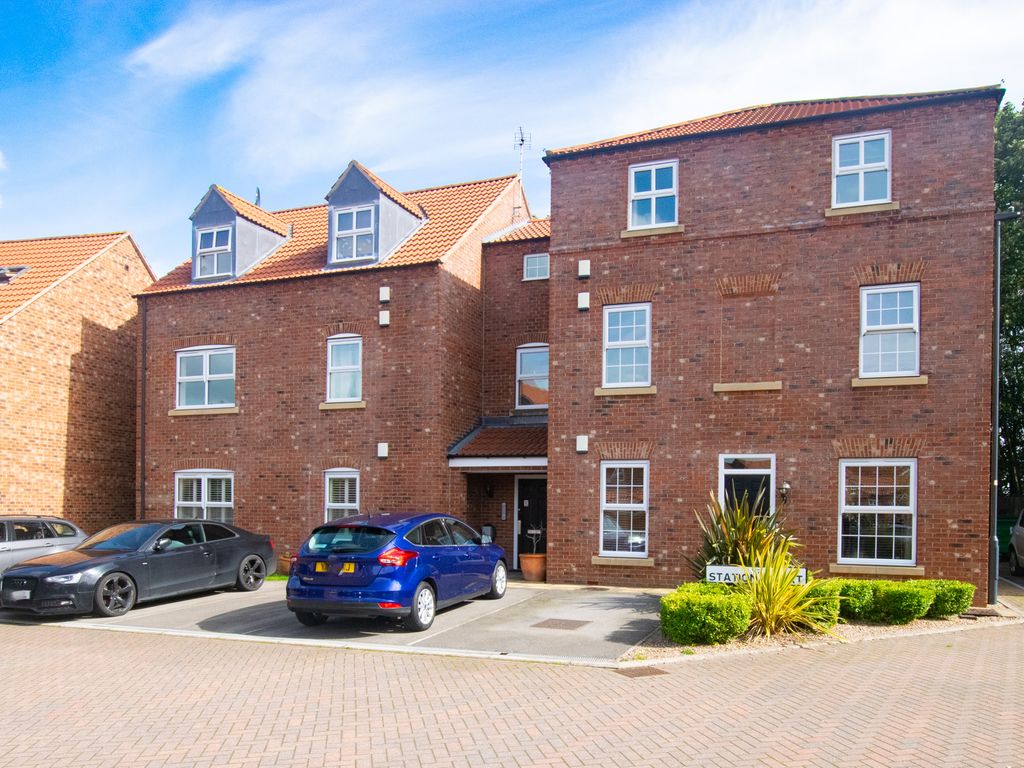 1 bed flat for sale in Station Rise, Riccall, York YO19, £120,000