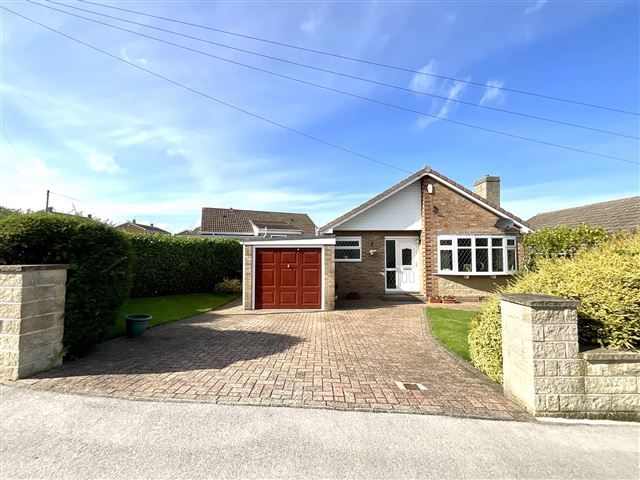 3 bed bungalow for sale in Marlborough Rise, Aston, Sheffield S26, £270,000