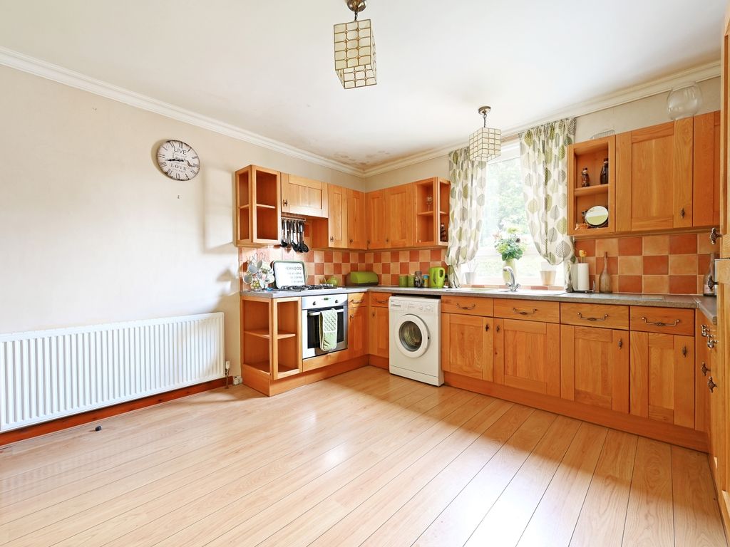 3 bed semi-detached house for sale in Chesterfield Road, Dronfield, Derbyshire S18, £185,000