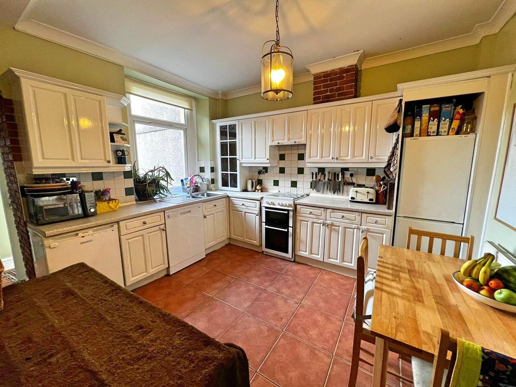 3 bed cottage for sale in Heol Las Close, Birchgrove, Swansea SA7, £180,000