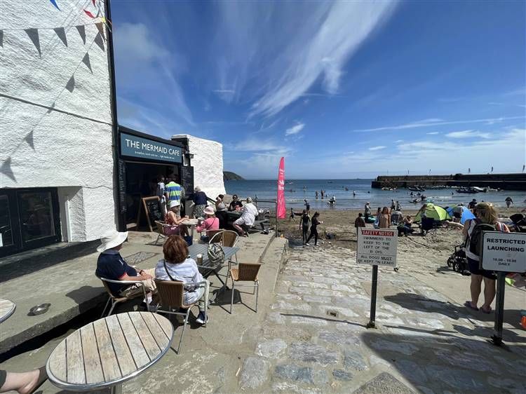 Leisure/hospitality for sale in The Mermaid Cafe, Church Street, Gorran Haven PL26, £350,000