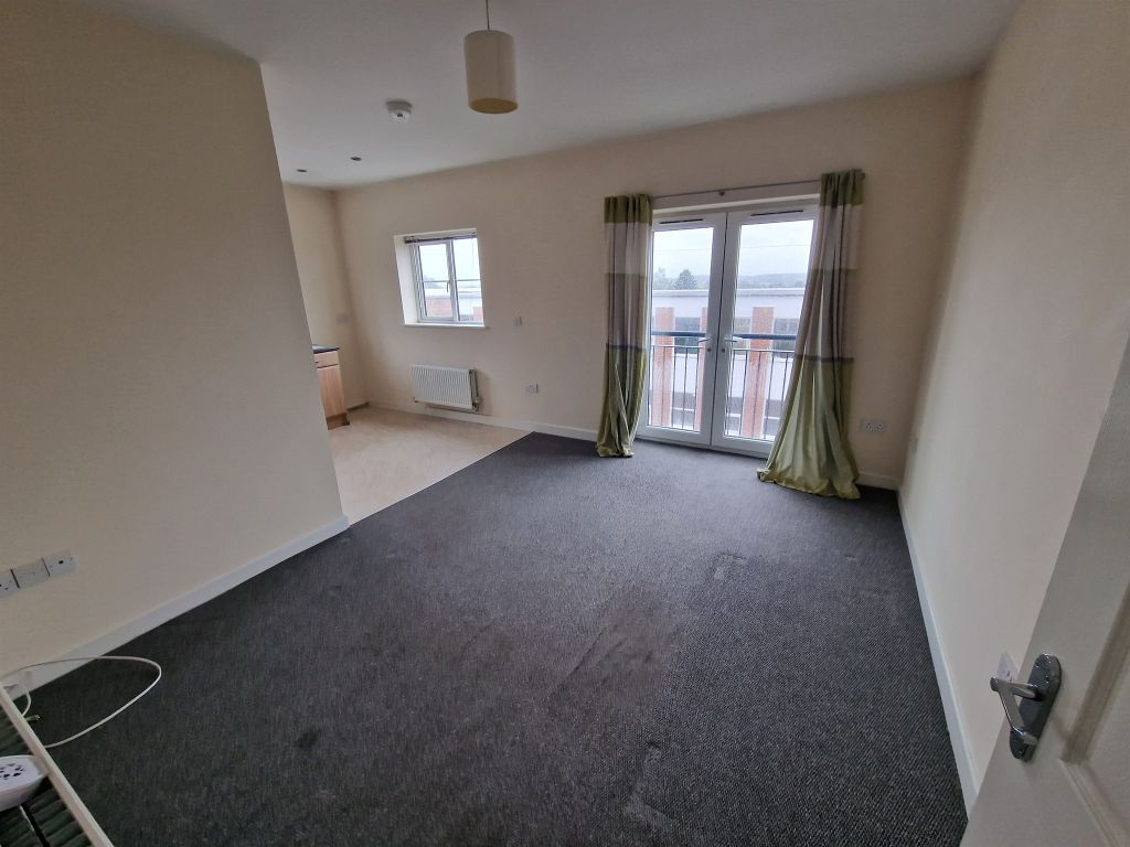 1 bed flat for sale in Hill Street, Barwell, Leicester LE9, £80,000