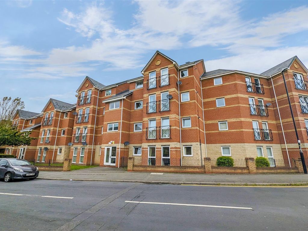 1 bed flat for sale in Thackhall Street, Stoke, Coventry CV2, £107,500