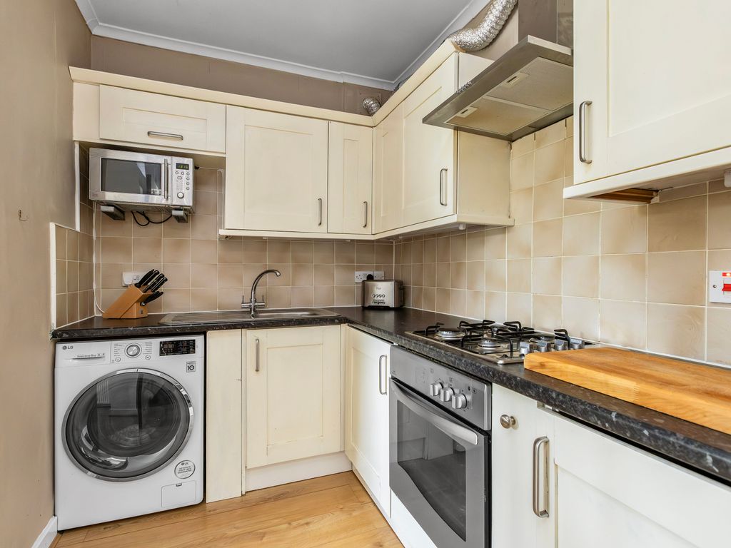 2 bed flat for sale in 34 Carrick Knowe Avenue, Carrick Knowe, Edinburgh EH12, £200,000
