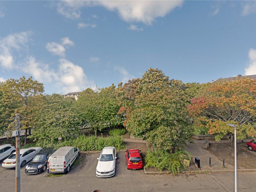 3 bed flat for sale in Smith Terrace, Rutherglen, Glasgow, South Lanarkshire G73, £145,000