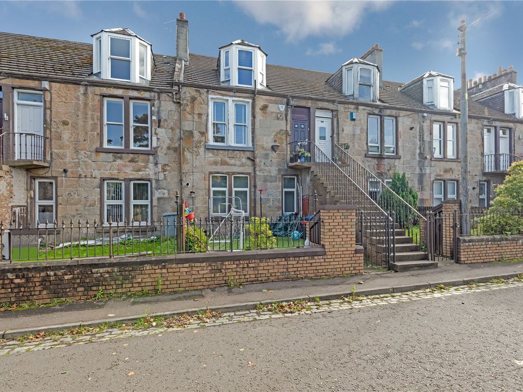 3 bed flat for sale in Smith Terrace, Rutherglen, Glasgow, South Lanarkshire G73, £145,000