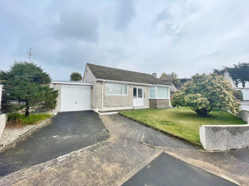 2 bed bungalow for sale in Close Quane, Peel, Isle Of Man IM5, £335,000