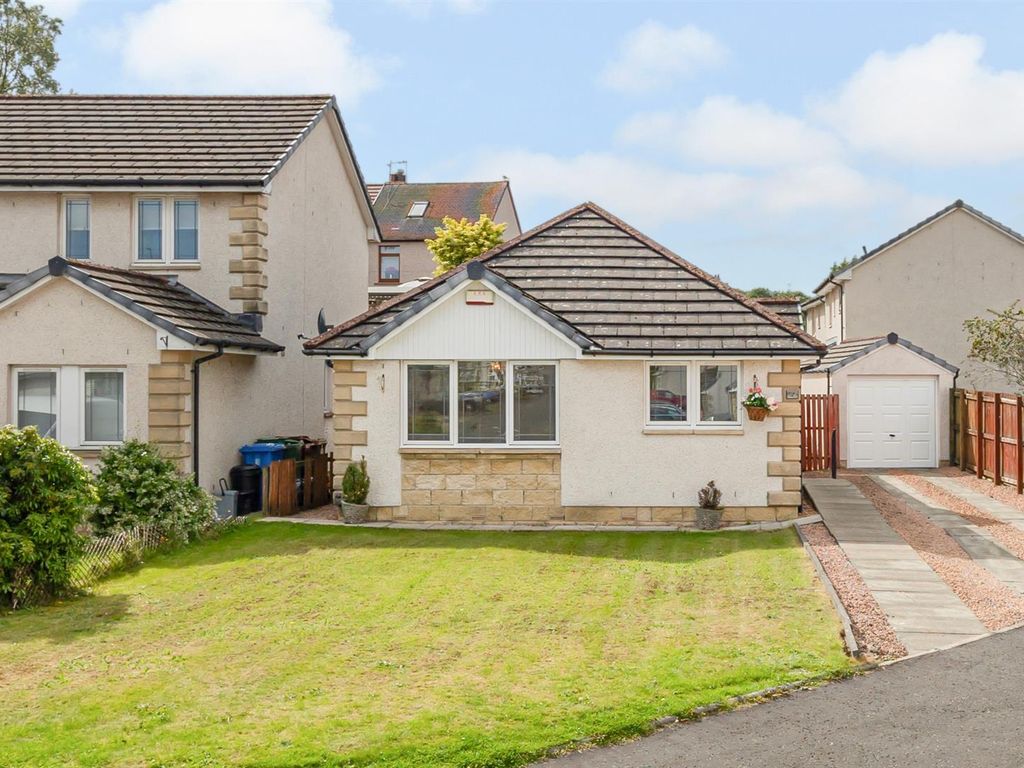 3 bed bungalow for sale in Connolly Drive, Denny FK6, £184,995