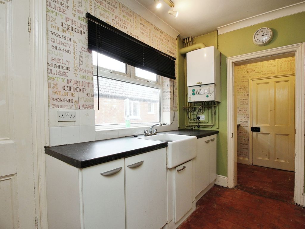 3 bed terraced house for sale in Harrington Road, Rothwell, Kettering NN14, £185,000