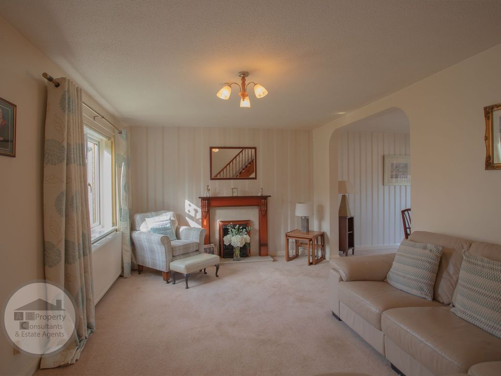 3 bed detached house for sale in Carroglen Grove, Sandyhills, Glasgow G32, £245,000