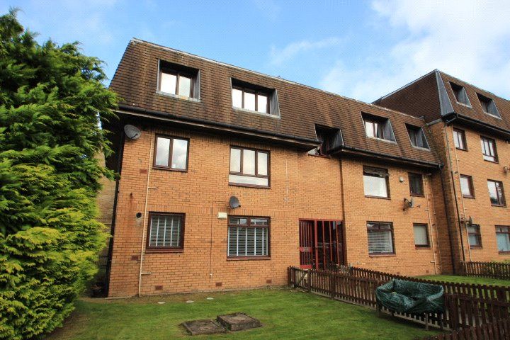 2 bed flat for sale in Anchor Drive, Paisley, Renfrewshire PA1, £85,000