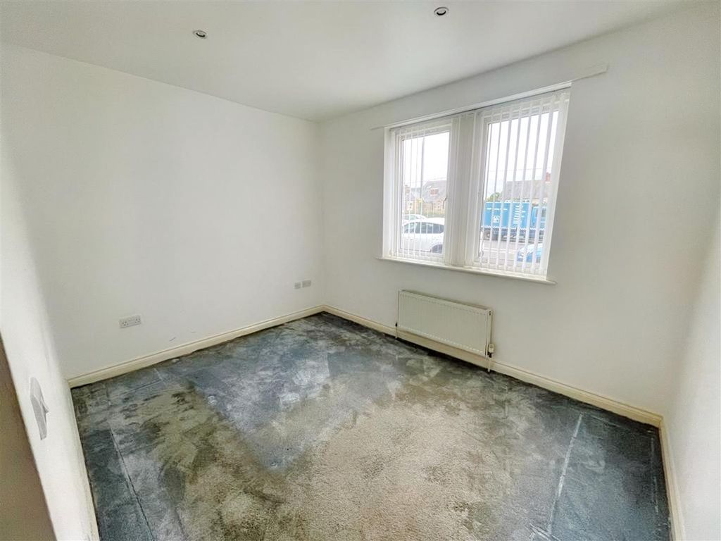 1 bed flat for sale in Southernwood, Consett DH8, £70,000