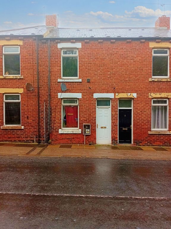 2 bed terraced house for sale in Beech Terrace, Eldon Lane, Bishop Auckland DL14, £33,000