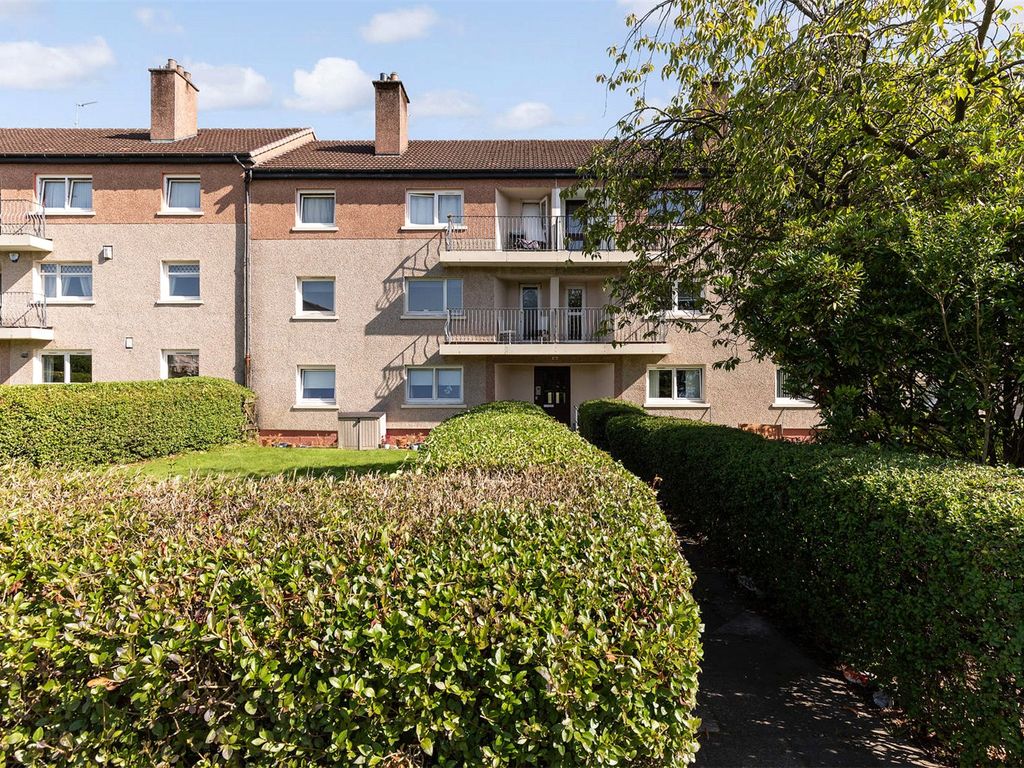 2 bed flat for sale in Kinfauns Drive, Drumchapel, Glasgow G15, £55,000