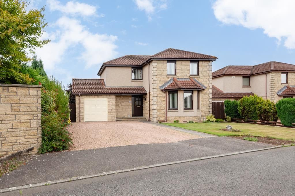 3 bed detached house for sale in Lundin View, Leven KY8, £310,000