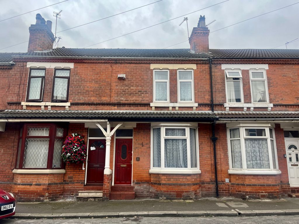 2 bed terraced house for sale in Beechfield Road, Doncaster DN1, £79,950