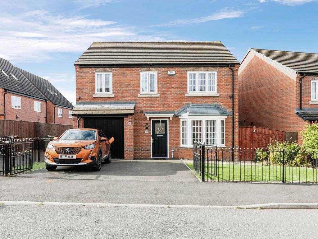 4 bed detached house for sale in Stanley Main Avenue, Pontefract WF7, £325,000