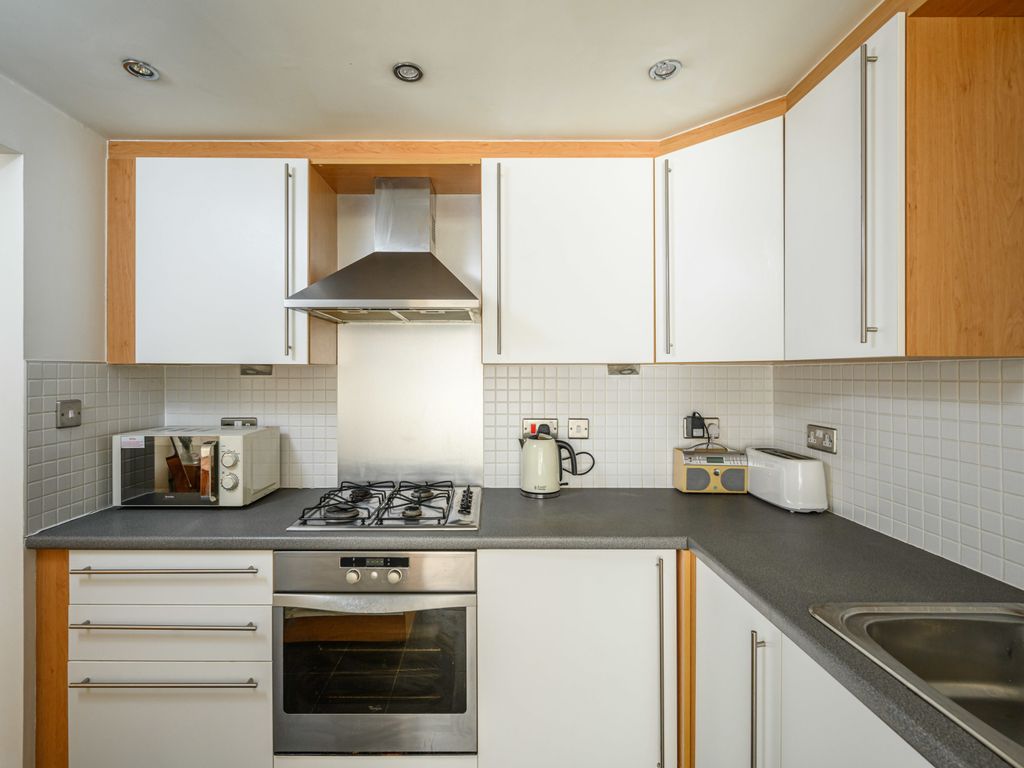 1 bed flat for sale in 22/1 Coburg Street, Edinburgh EH6, £185,000