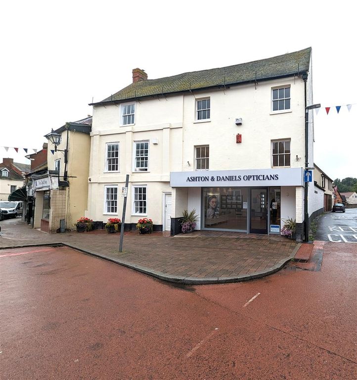 Commercial property for sale in Broad Street, Newent GL18, £125,000