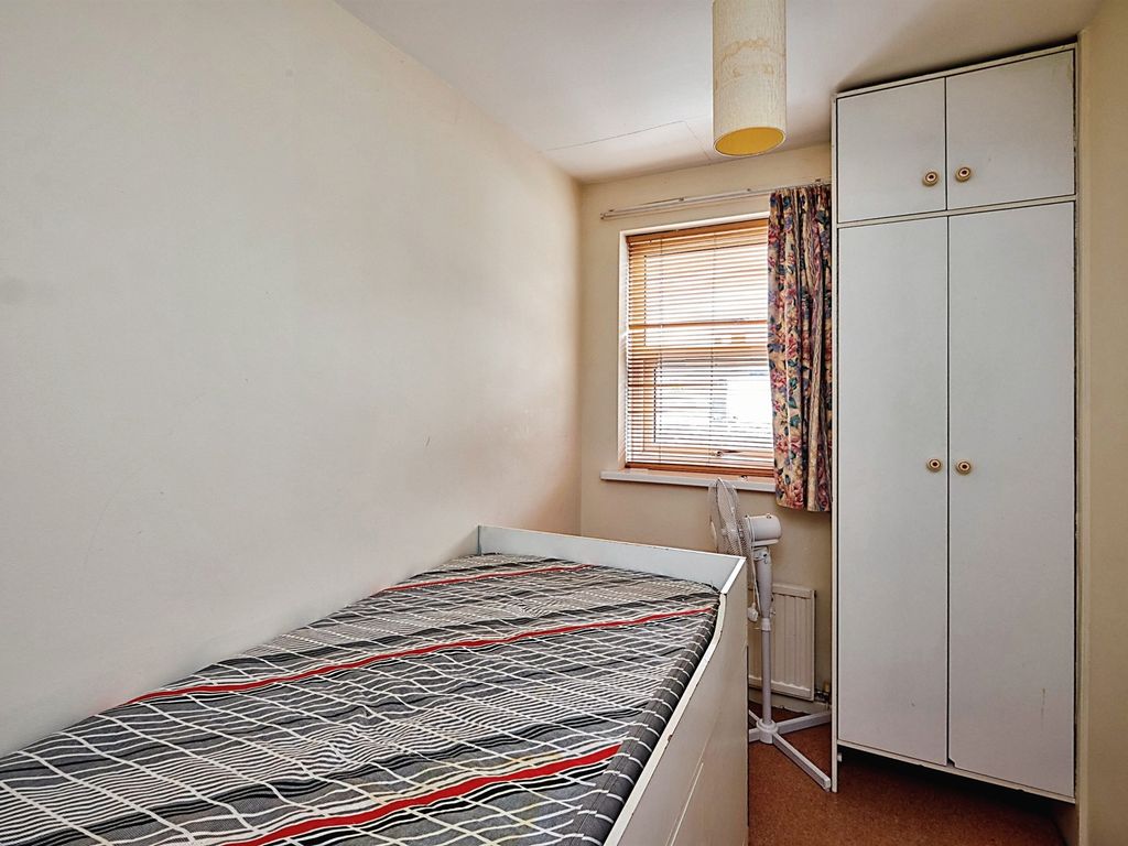 3 bed terraced house for sale in Talfourd Road, Birmingham, Birmingham B9, £200,000