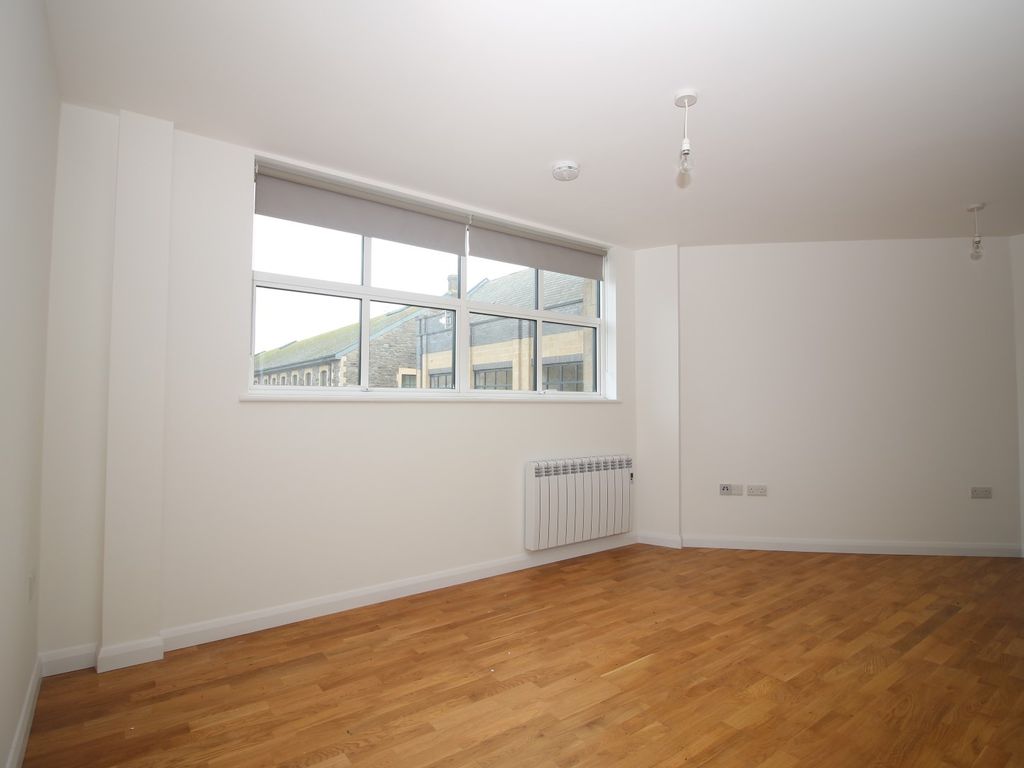 2 bed flat for sale in Marr House The Square, Lower Bristol Road, Bath BA2, £325,000
