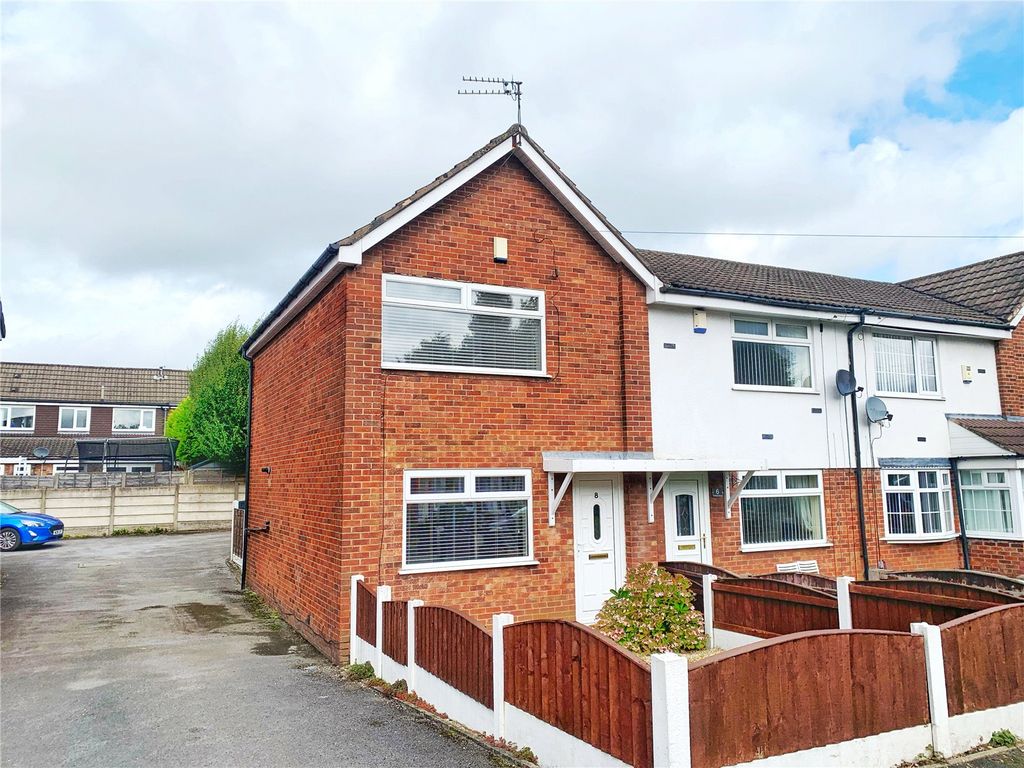 2 bed end terrace house for sale in Oxford Drive, Middleton, Manchester M24, £160,000