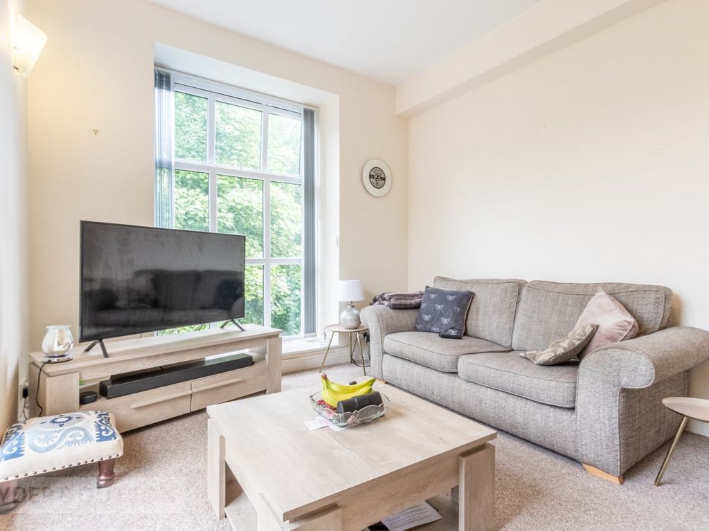 2 bed flat for sale in The Wharf, Wool Road, Dobcross, Saddleworth OL3, £172,500