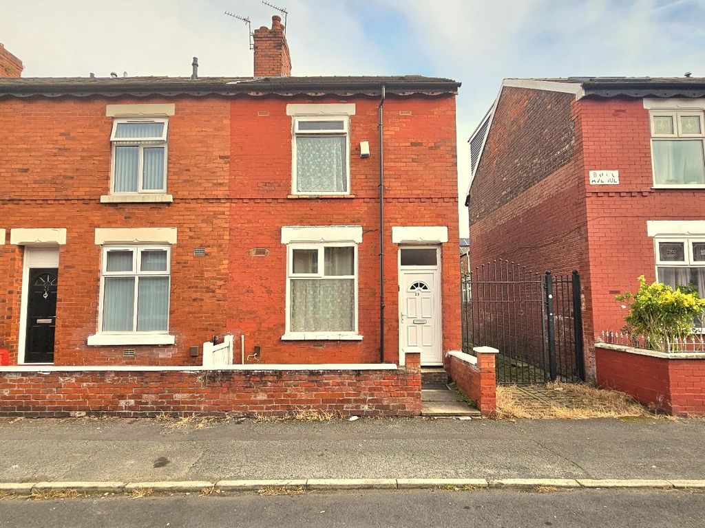 2 bed terraced house for sale in Brook Avenue, Levenshulme, Manchester M19, £220,000