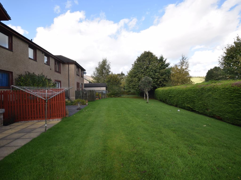 2 bed flat for sale in Knockard Avenue, Pitlochry PH16, £165,000