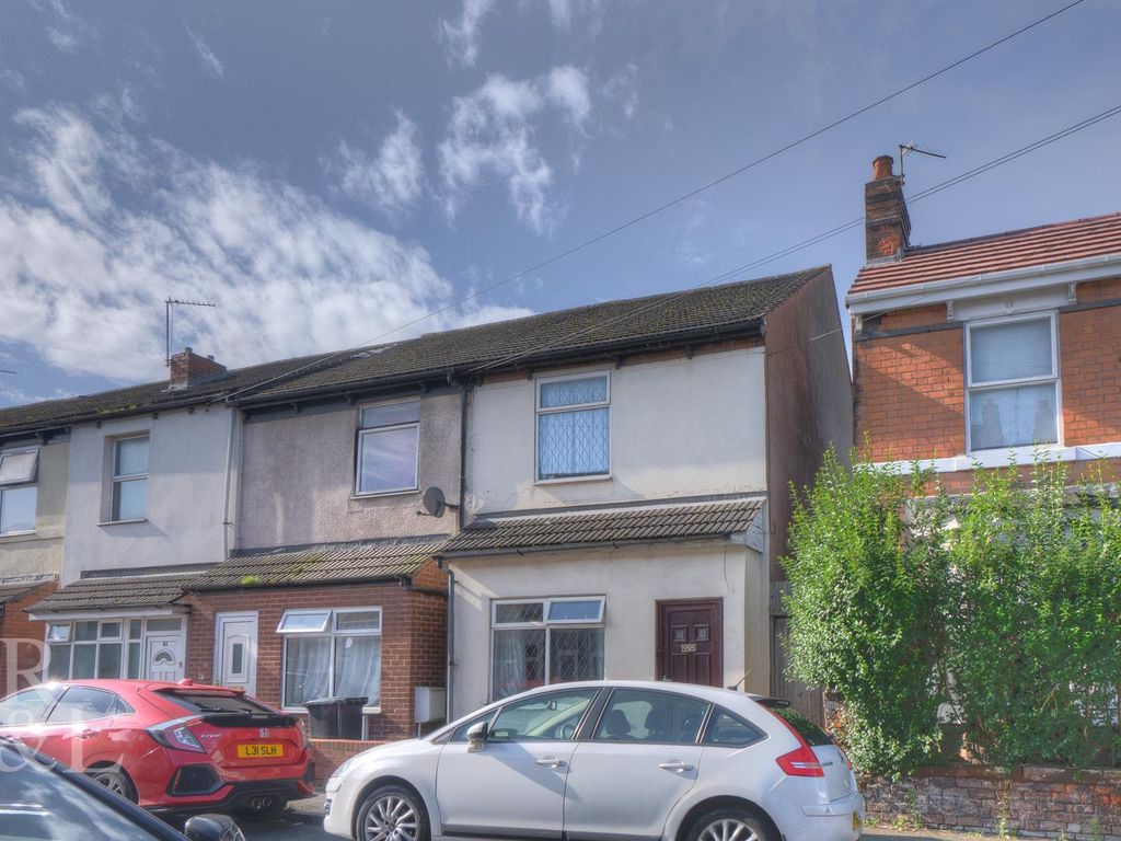 3 bed end terrace house for sale in Leslie Road, Wolverhampton WV10, £99,950