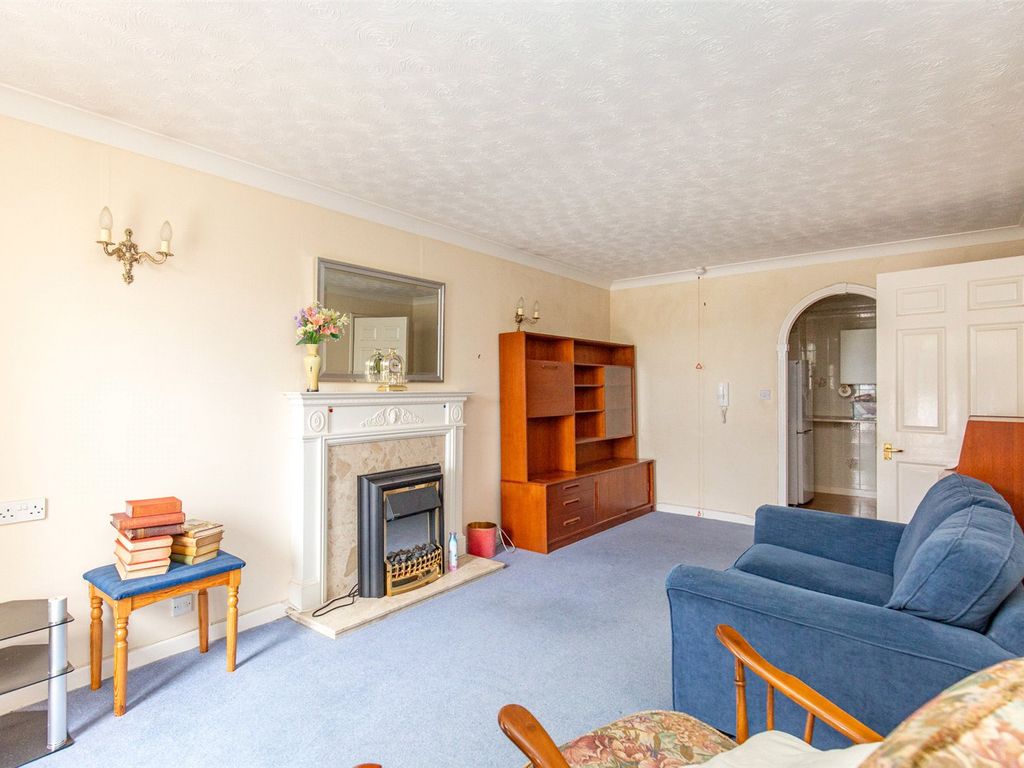 1 bed flat for sale in Beaufort Road, Clifton, Bristol BS8, £110,000