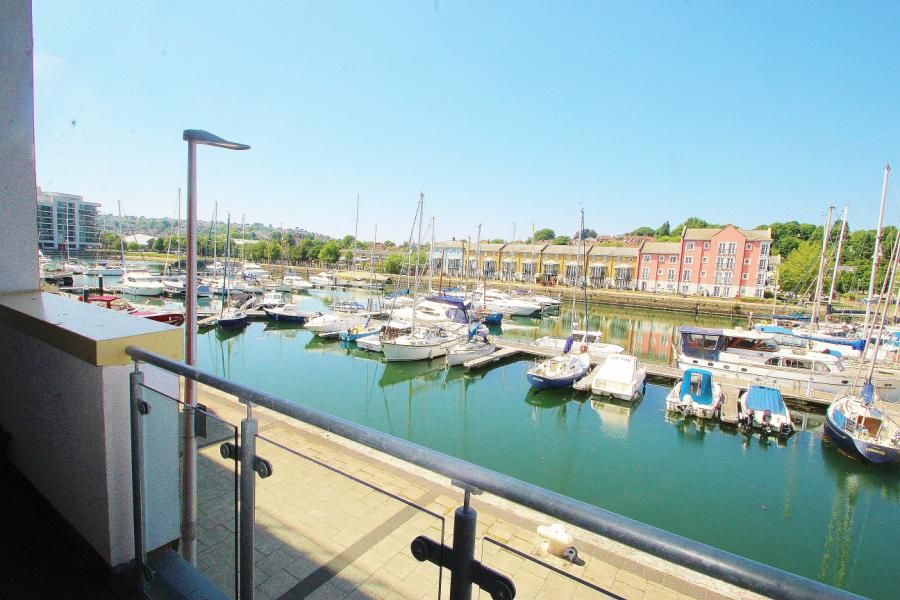 1 bed flat for sale in Merchant Square, Portishead, Bristol BS20, £220,000