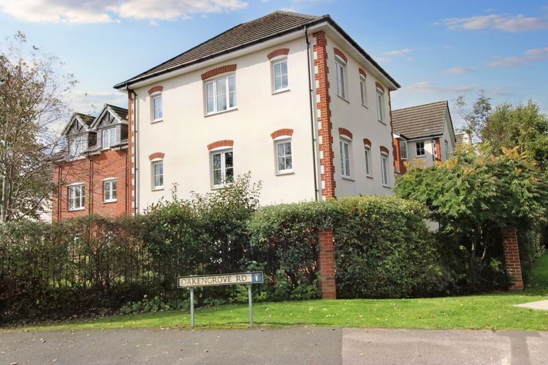 1 bed property for sale in Penn Road, Hazlemere, High Wycombe HP15, £199,950