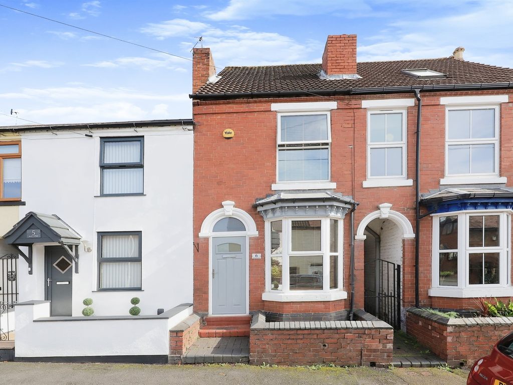 2 bed terraced house for sale in Spring Street, Lye, Stourbridge DY9, £175,000
