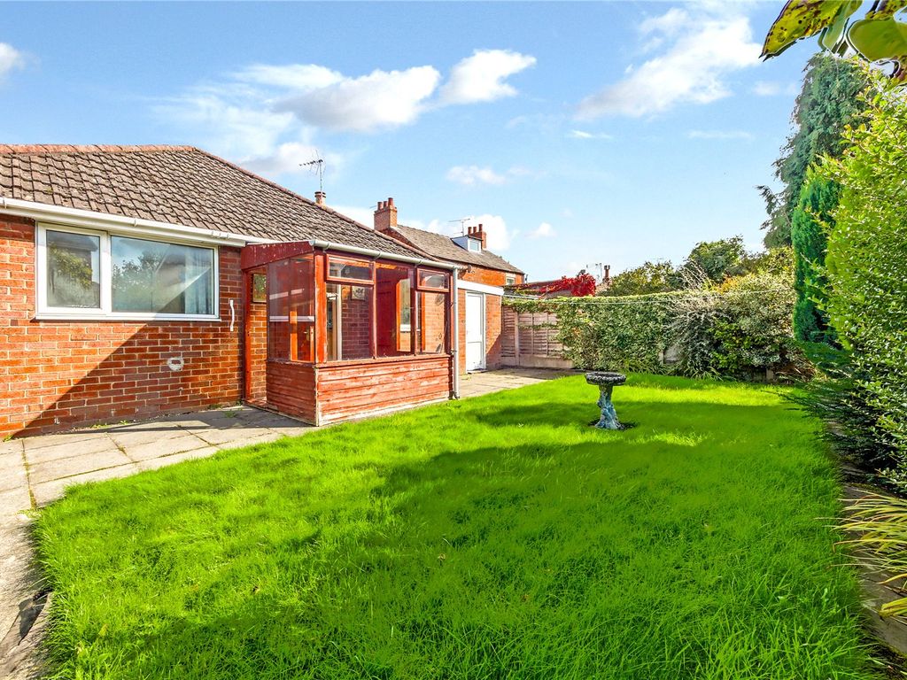 2 bed bungalow for sale in North Street, Crewe, Cheshire CW1, £170,000