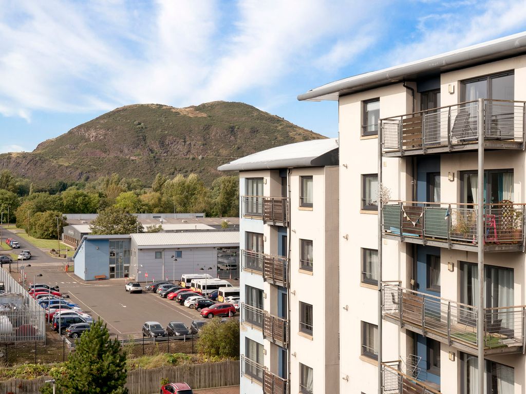 1 bed flat for sale in Flat 30, 3, Drybrough Crescent, Peffermill EH16, £139,000