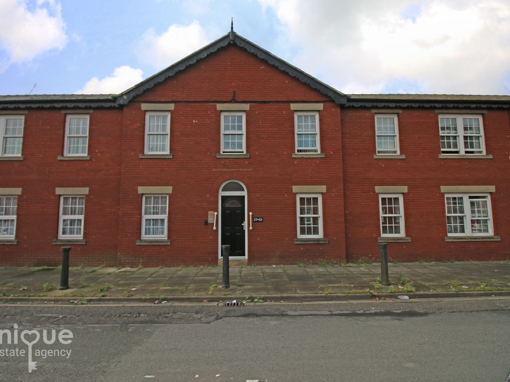 2 bed flat for sale in Church Street, Fleetwood FY7, £89,950