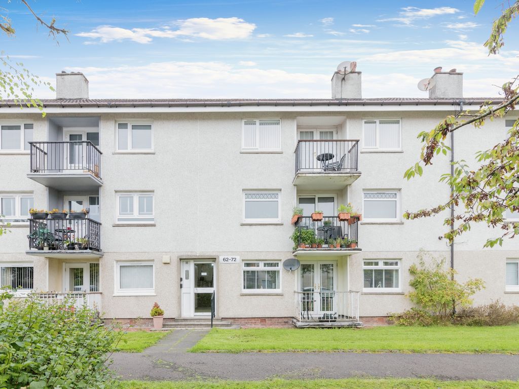 2 bed flat for sale in Aikman Place, Glasgow G74, £85,000