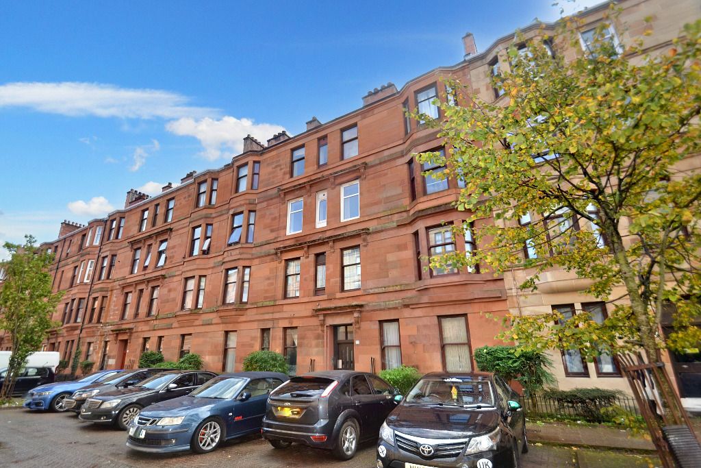 1 bed flat for sale in Boyd Street, Crosshill G42, £55,000
