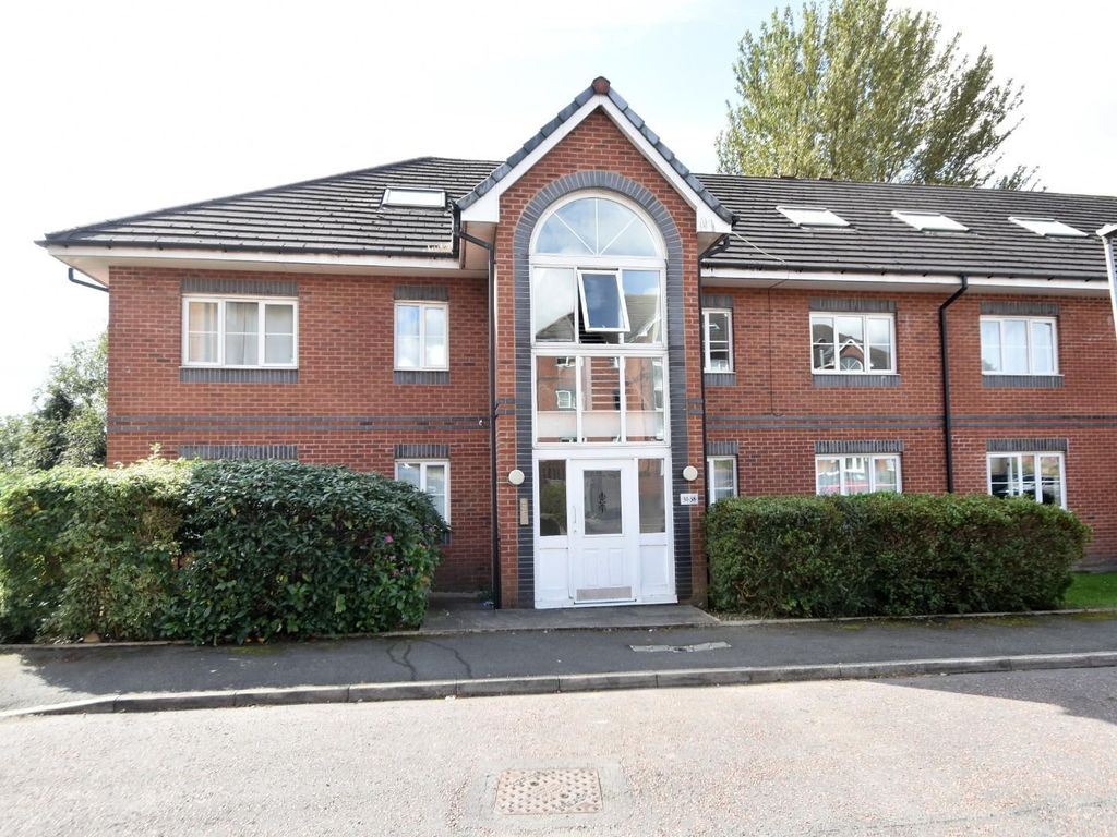 2 bed flat for sale in Broadoaks, Fairfield, Bury BL9, £110,000