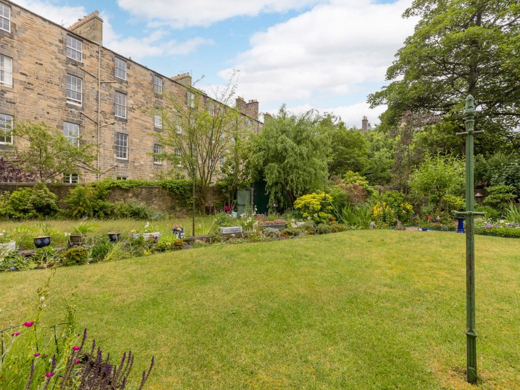 1 bed flat for sale in 4 (3F2) Airlie Place, New Town, Edinburgh EH3, £199,950